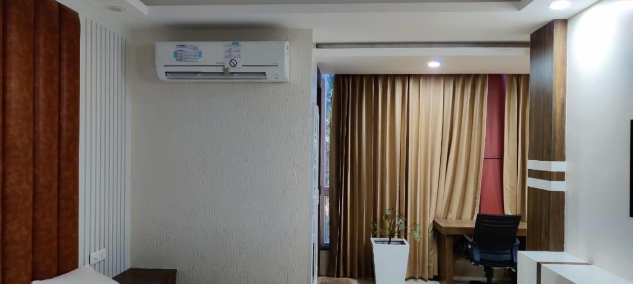 Hotel Maira Dehradun Zewnętrze zdjęcie