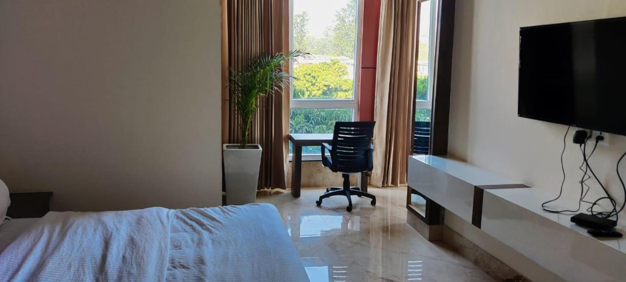 Hotel Maira Dehradun Zewnętrze zdjęcie